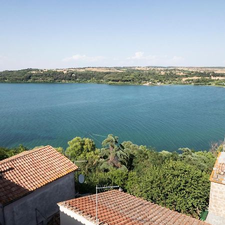 Attico Con Vista Lago - Miralago Anguillara Sabazia Dış mekan fotoğraf