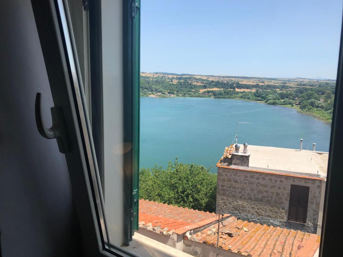 Attico Con Vista Lago - Miralago Anguillara Sabazia Dış mekan fotoğraf