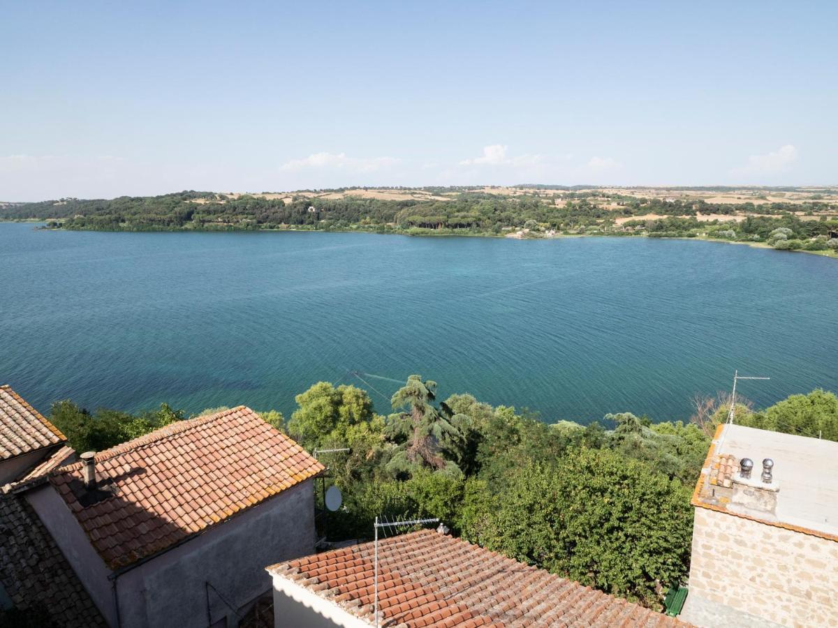 Attico Con Vista Lago - Miralago Anguillara Sabazia Dış mekan fotoğraf