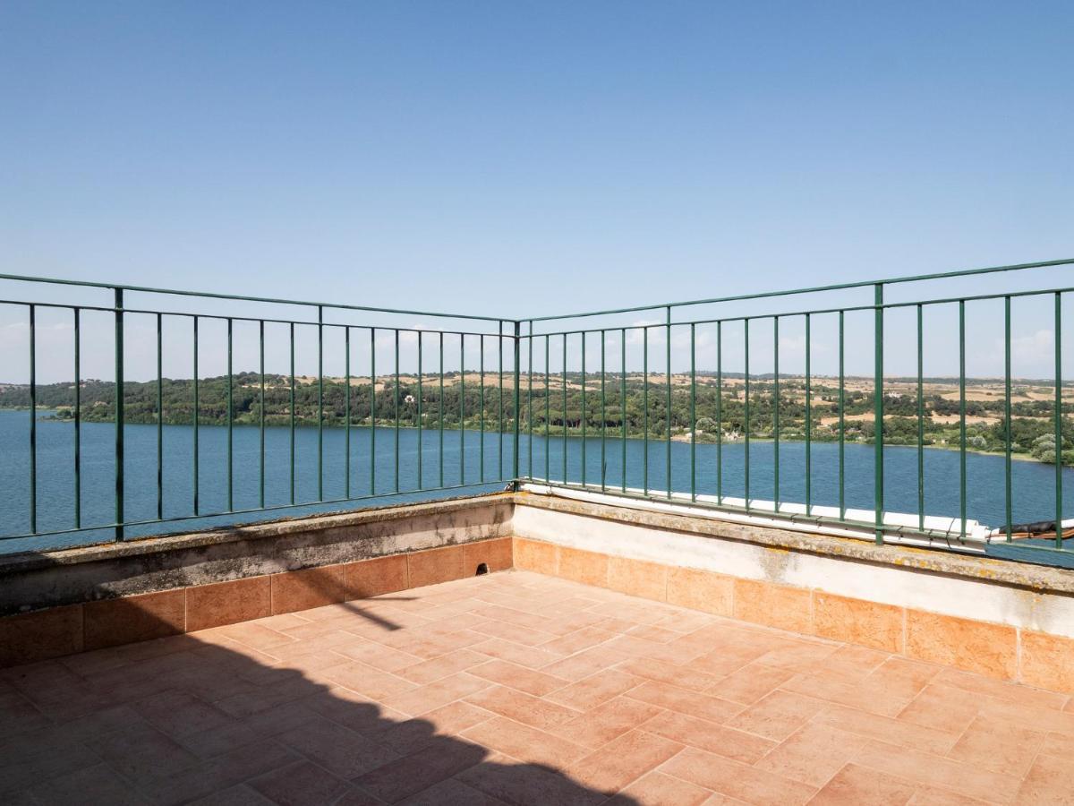 Attico Con Vista Lago - Miralago Anguillara Sabazia Dış mekan fotoğraf